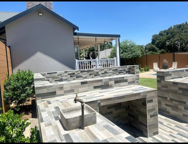 5 BEDROOM HOUSE FOR SALE IN ELDORAIGNE